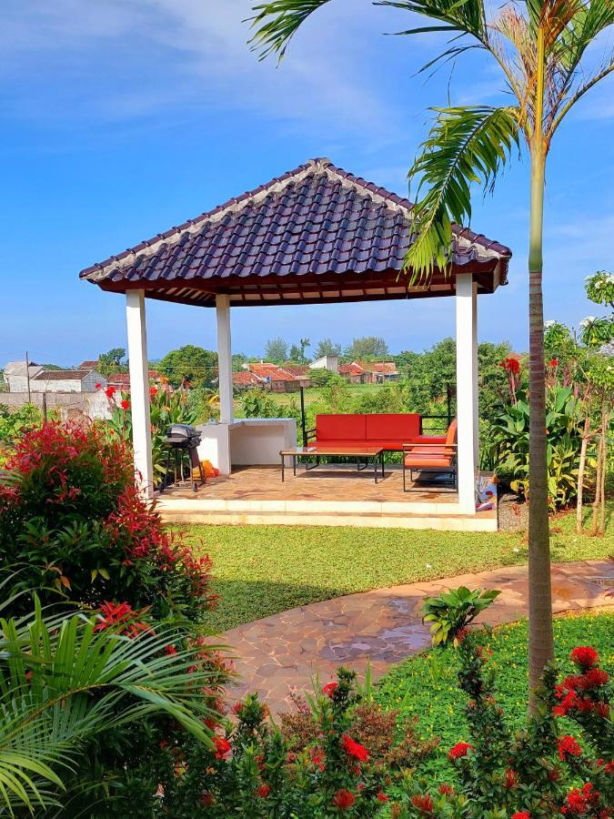 Garden House Jepara Exterior photo